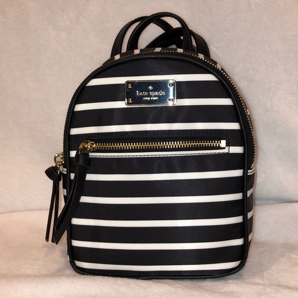 kate spade Handbags - 🔥MAKE ME AN OFFER🔥